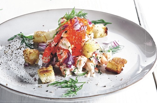 Omvänd toast Skagen med kräftor